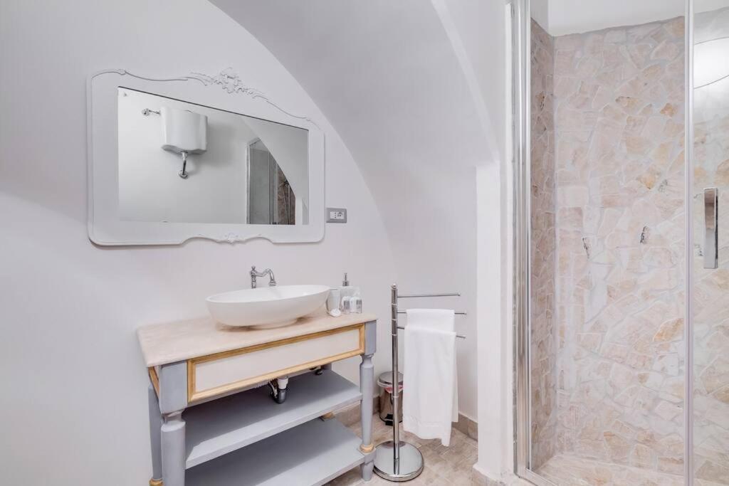 Nuovo Colonna - Spanish Steps Apt Apartment Rome